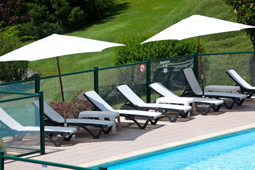 Hotel Du Lac Lacapelle-Viescamp Exterior photo