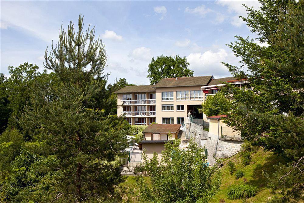 Hotel Du Lac Lacapelle-Viescamp Exterior photo